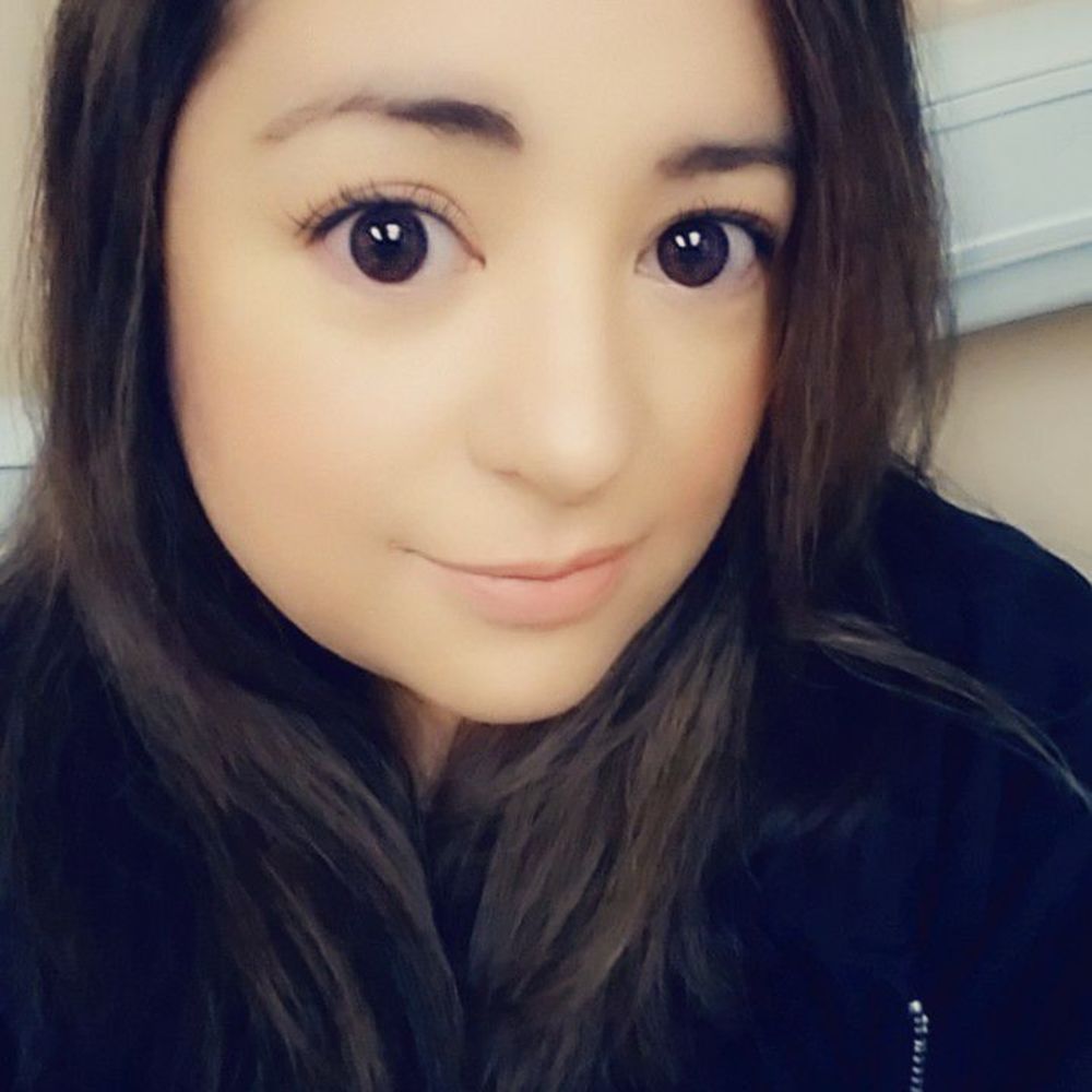 Meet your Posher, Maria